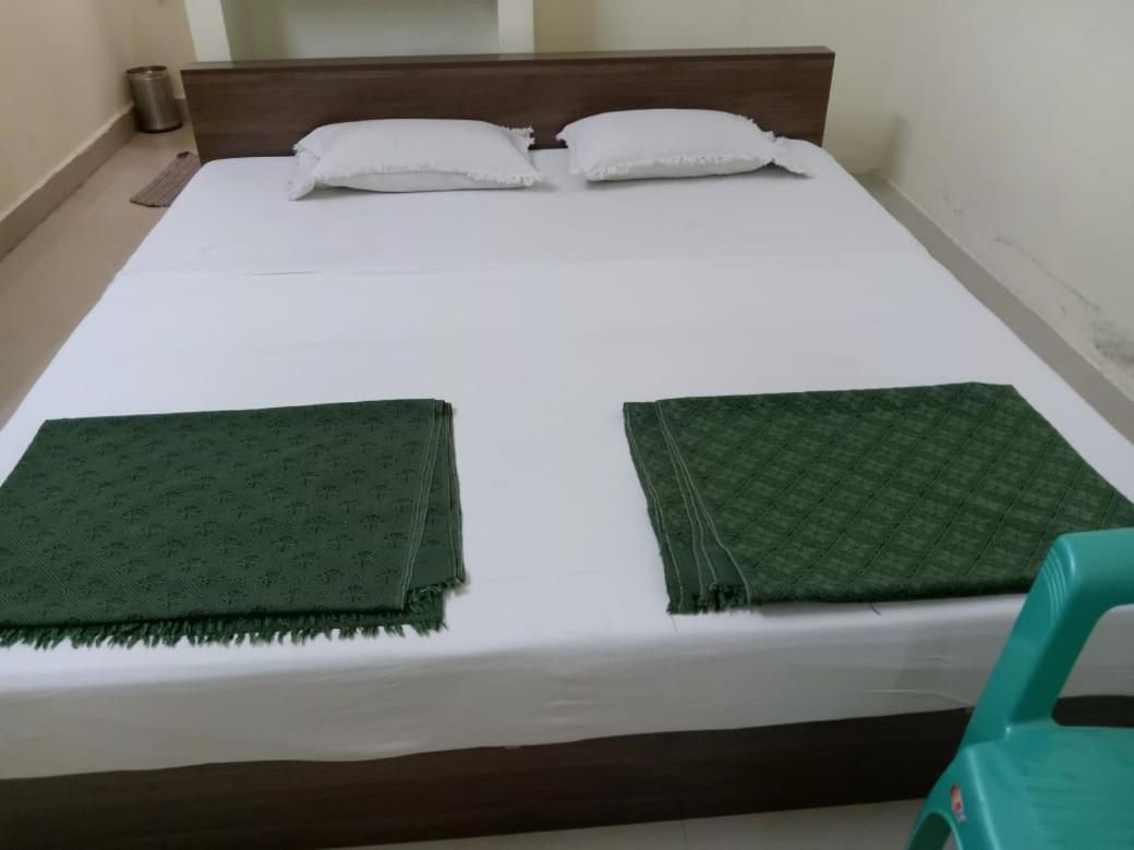 Bssk Comforts Inn Tiruchirappalli Eksteriør bilde
