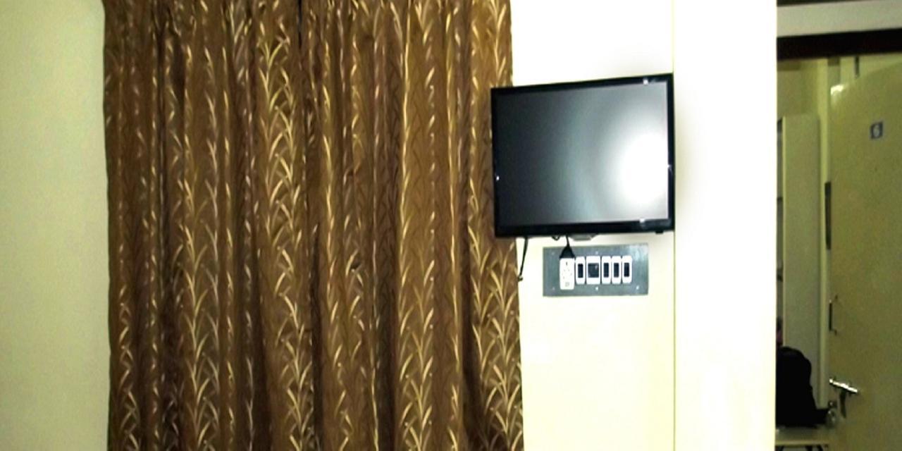 Bssk Comforts Inn Tiruchirappalli Eksteriør bilde
